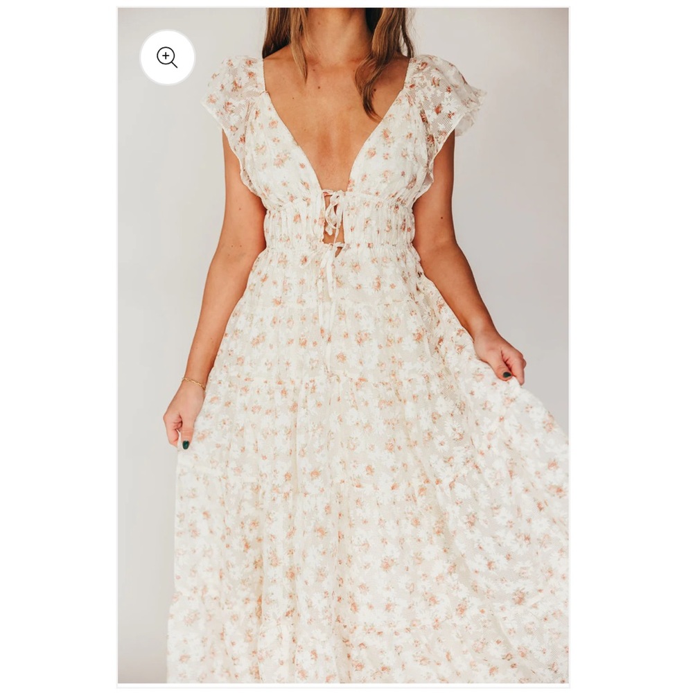 NWT- Enchanted Floral & Gingham Ruffled Maxi Dress in Cream/Peach - Size Small